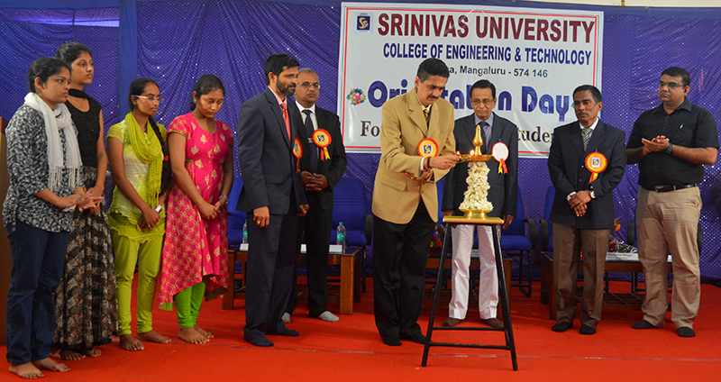 ಶ್ರೀನಿವಾಸ್ ವಿವಿ ಕಾಲೇಜ್ ಆಫ್ ಇಂಜಿನಿಯರಿಂಗ್ ವಿದ್ಯಾರ್ಥಿಗಳ ಸಮಾವೇಶ